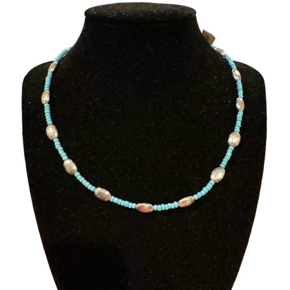 MARILYN SCHIFF BEADED BEACHY BLUE SILVERTONE CHOKER NECKLACE